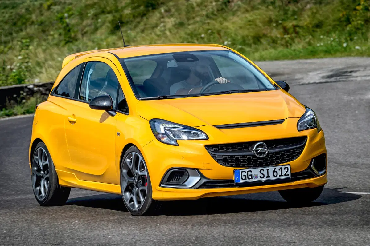 Opel Corsa GSi 2018, la piccola OPC ha 150 CV