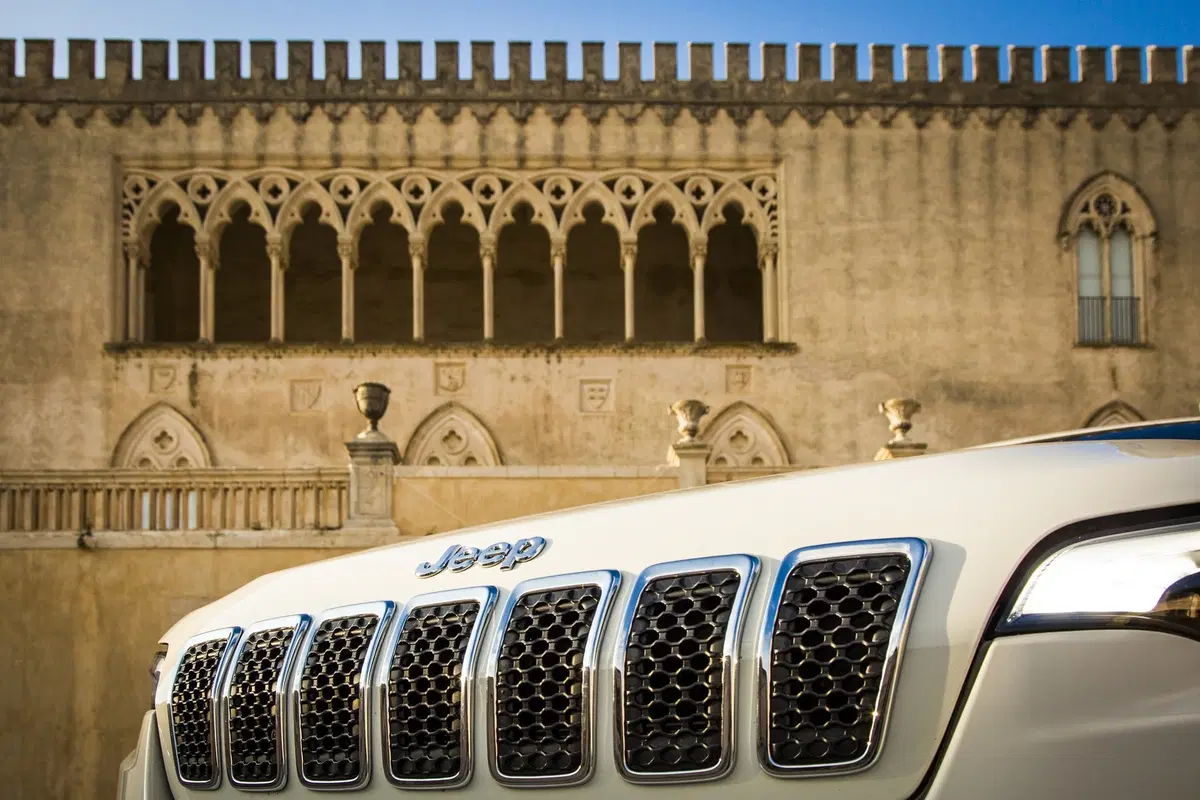 Jeep Cherokee 2019, ecco come è cambiata [Video e foto] (2)