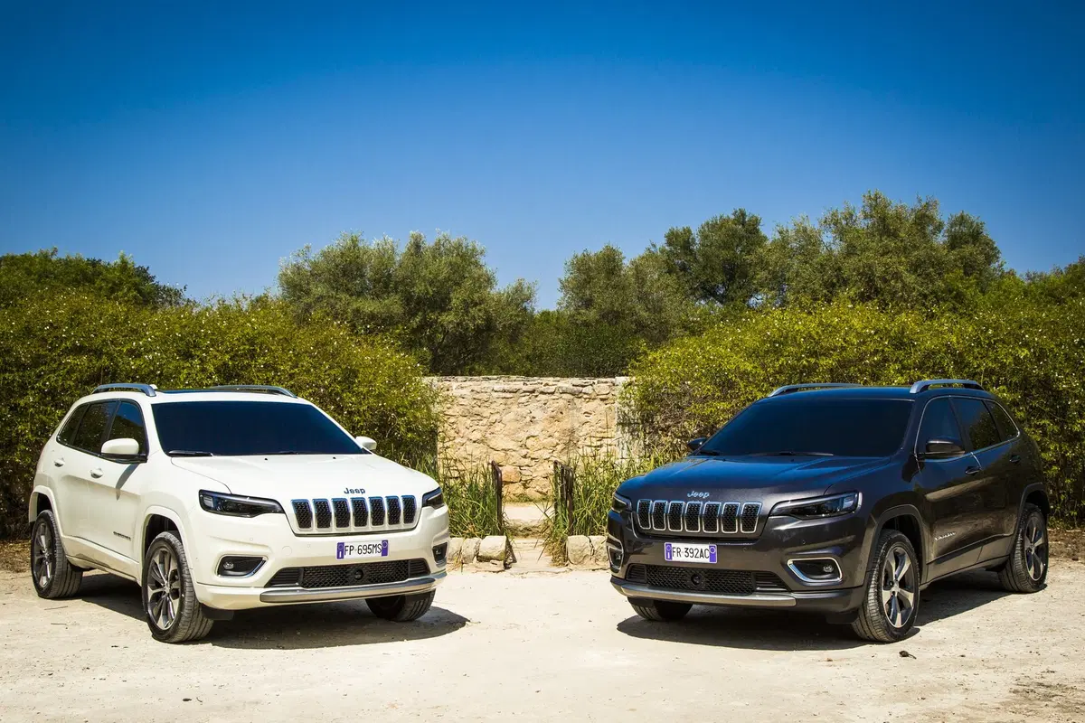 Jeep Cherokee 2019, ecco come è cambiata [Video e foto] (18)