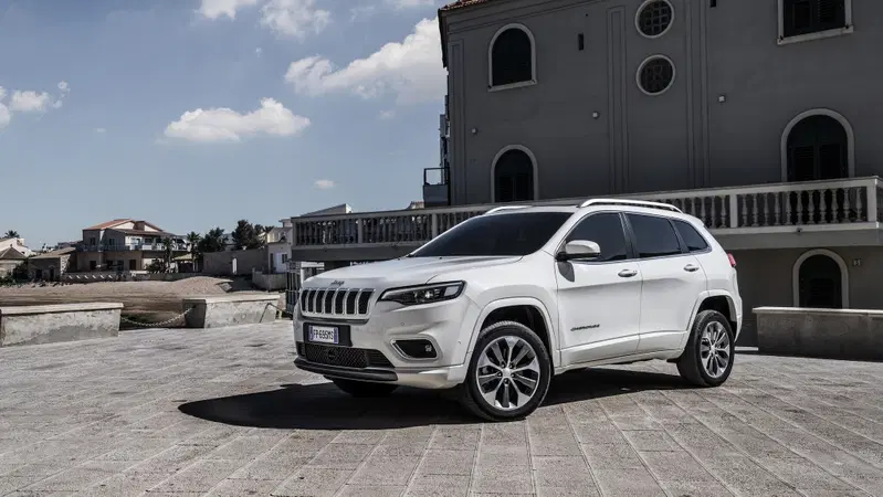 Jeep Cherokee 2019, ecco come &egrave; cambiata [Video e foto]