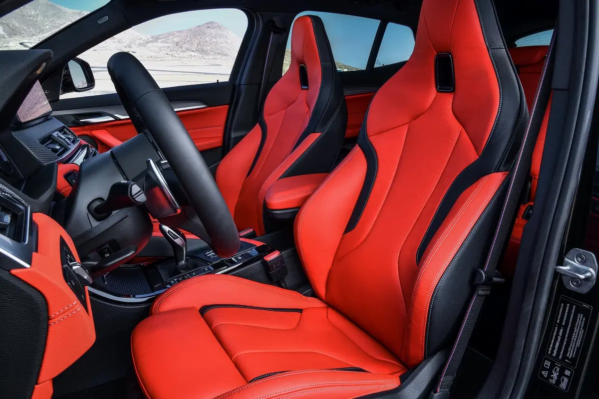 BMW X2 M35i, il SUV-coupé bavarese da 306 CV
