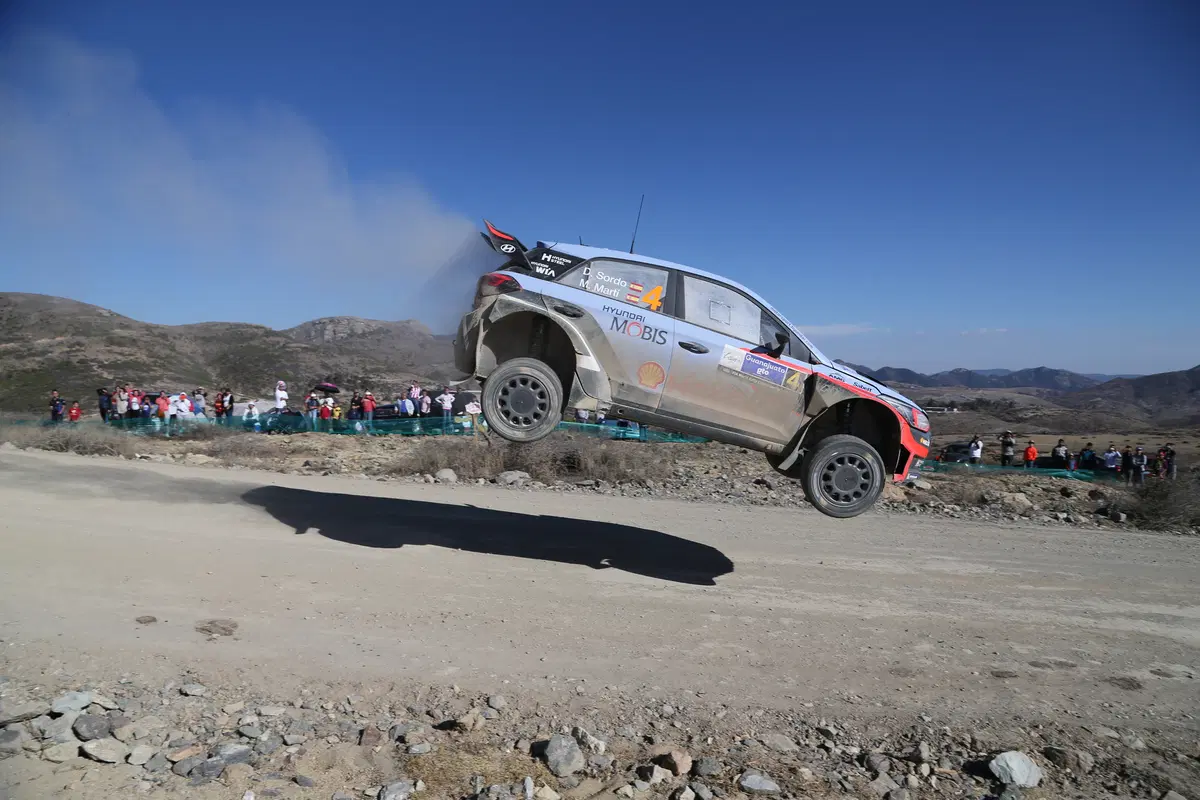 WRC16 Messico. Day 1, Latvala da manuale, Ogier sereno (69)