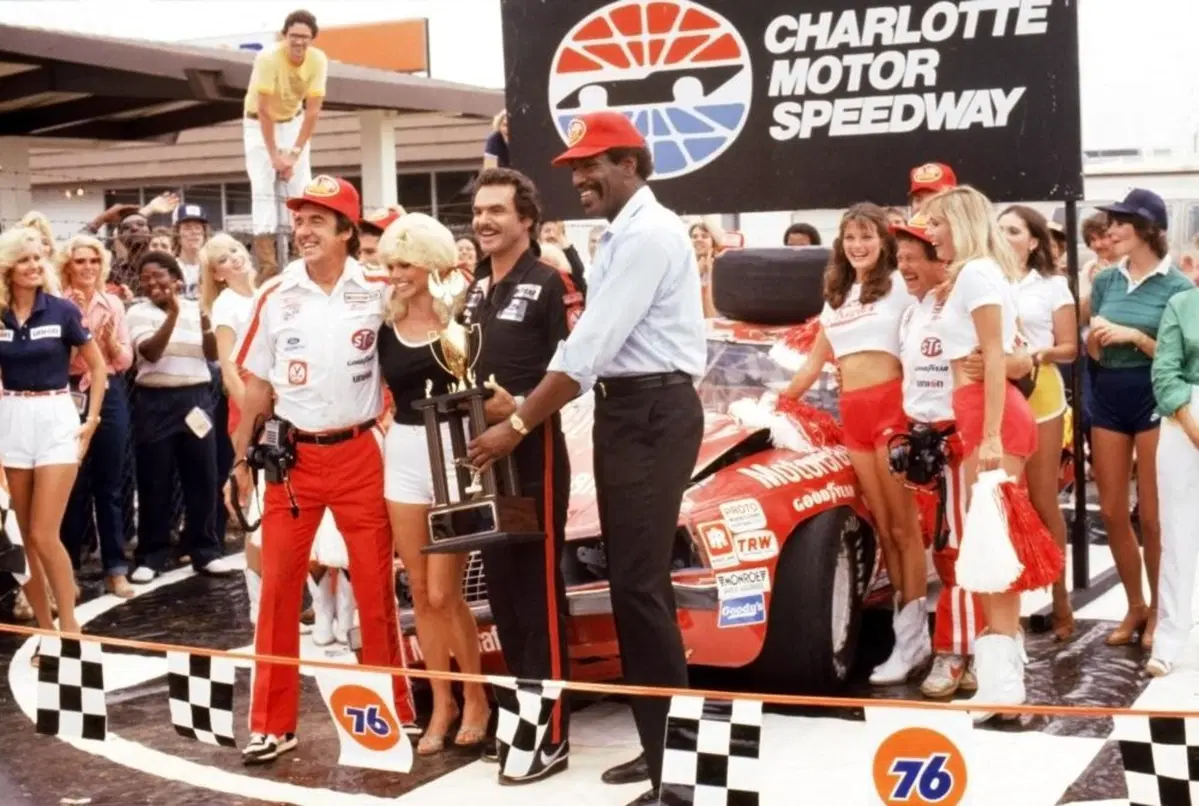 Burt Reynolds e le auto: da Buick a Rolls-Royce [video] (8)