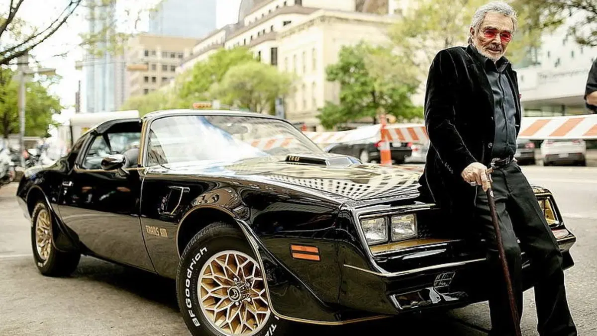 Burt Reynolds e le auto: da Buick a Rolls-Royce [video] (9)