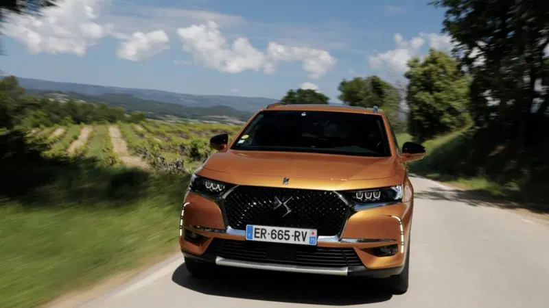 DS7 Crossback | Design particolare, consumi irrisori, e il prezzo c'&egrave;!