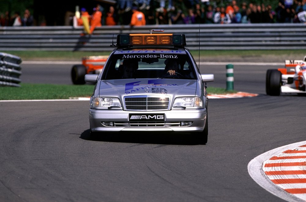La Mercedes C 63 AMG nelle vesti di safety car in Formula 1: &egrave; il 1996