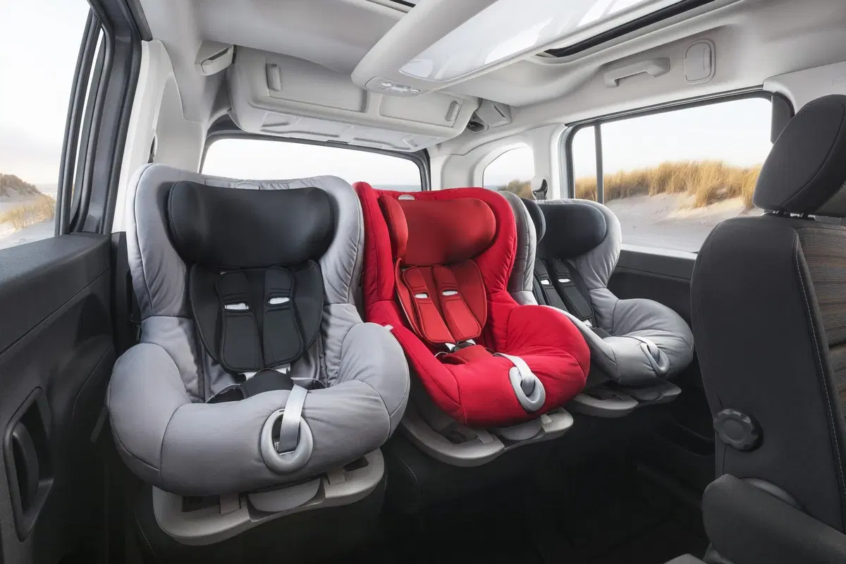 Opel Combo Life: più spazio, più tecnologia, più comfort [Video] (5)