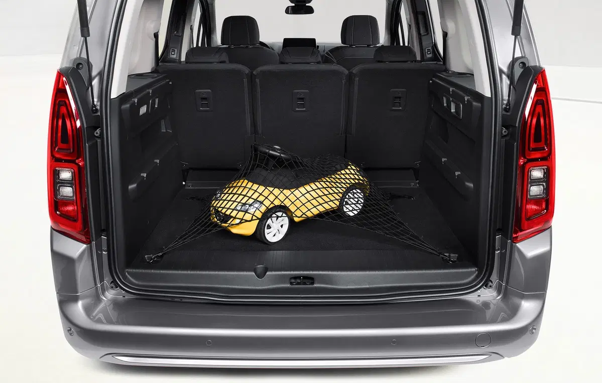 Opel Combo Life: più spazio, più tecnologia, più comfort [Video] (7)