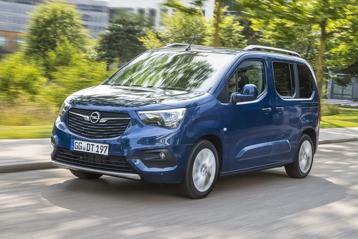 Opel Combo Life: più spazio, più tecnologia, più comfort [Video] (4)