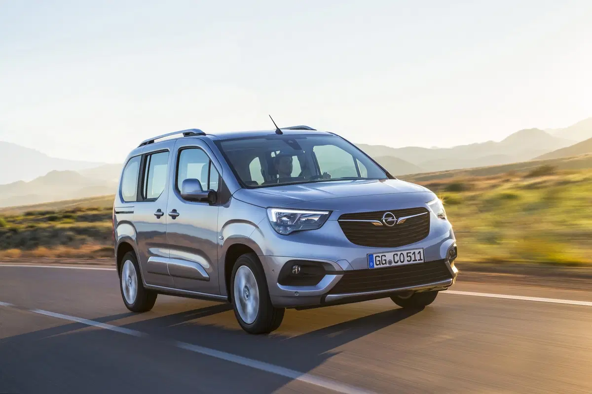 Opel Combo Life: più spazio, più tecnologia, più comfort [Video] (3)