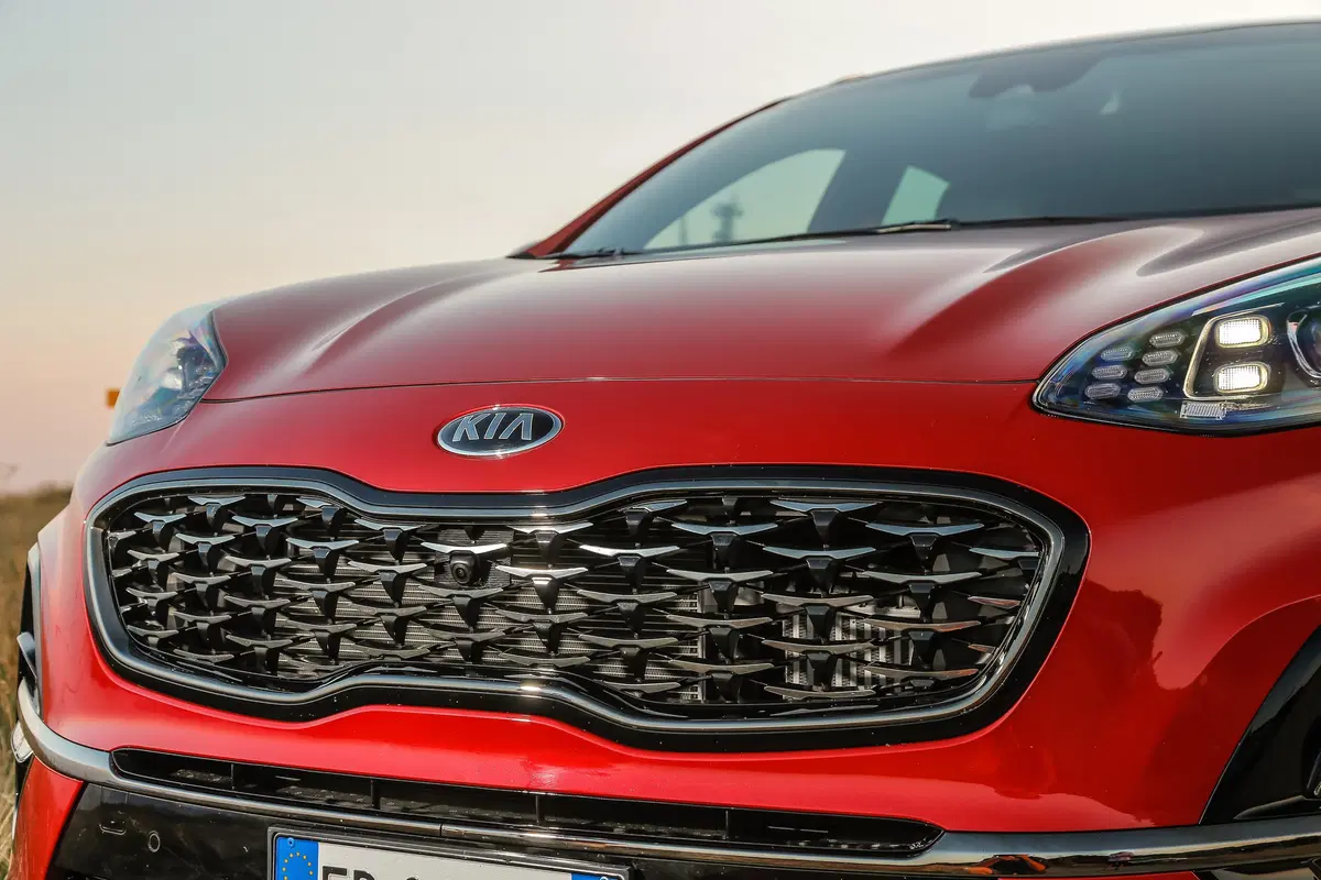 Nuovo Kia Sportage 2019, la prova del C-SUV simbolo della Casa [primo test] (2)