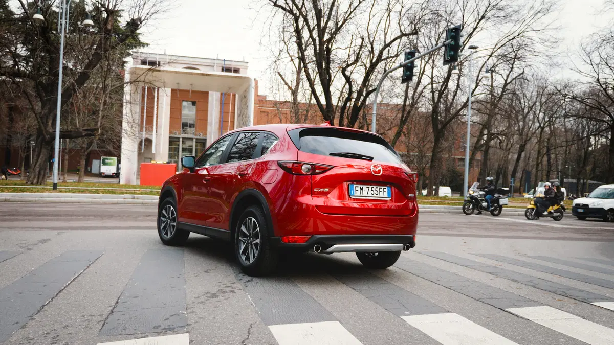 Mazda CX-5, Come va in... Città [video] (5)