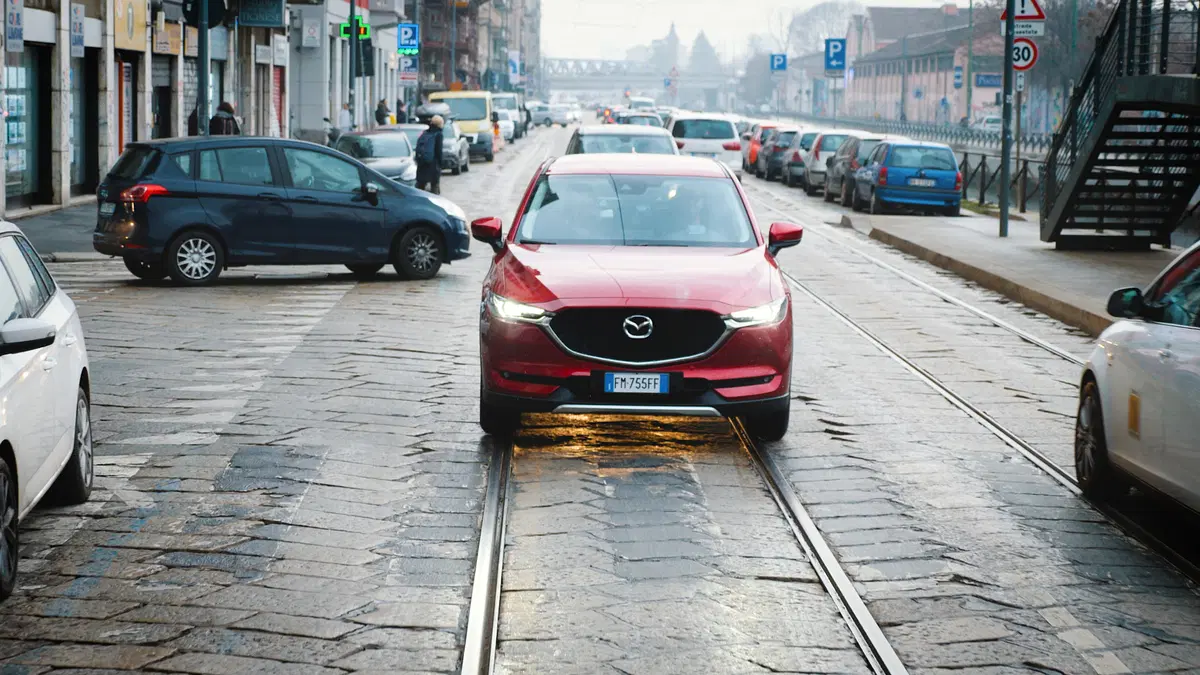 Mazda CX-5, Come va in... Città [video] (23)