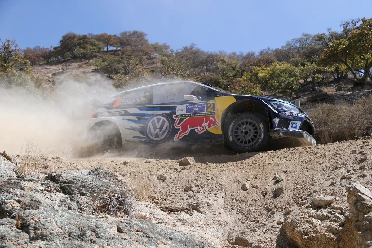 WRC16 Messico. Day 2, Latvala (Volkswagen) sensazionale (14)