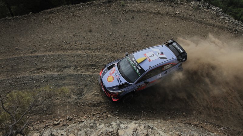 WRC18 Turchia. Duello di Pietre. Mikkelsen (Hyundai) il primo nome
