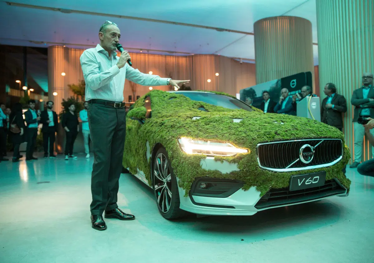 Volvo V60 e la sostenibilità protagoniste al Volvo Studio Milano con The Agreenment