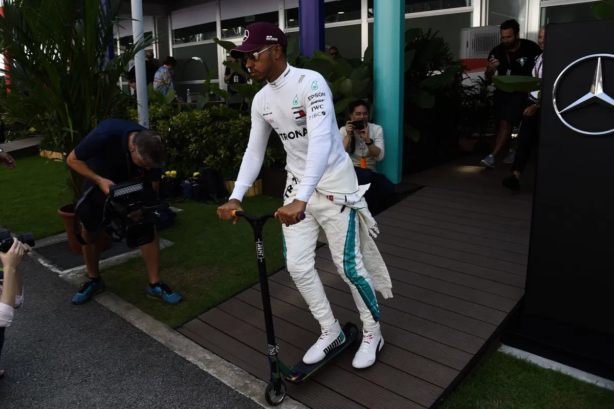 F1, GP Singapore 2018, FP3: Vettel 1°, dietro Raikkonen e Hamilton (4)