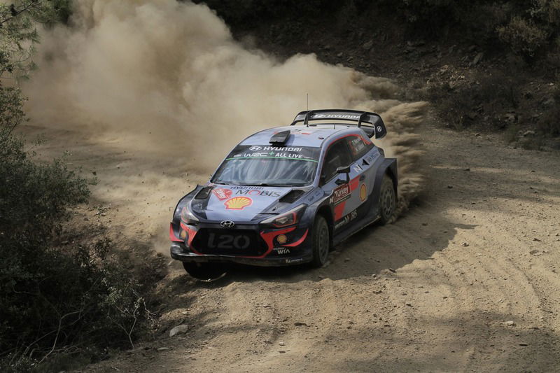 WRC18 Turchia. Verso una battaglia epica. Neuville (Hyundai) per 3 decimi