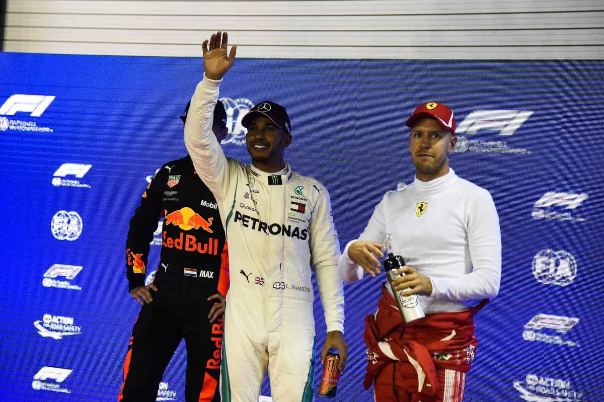 F1, GP Singapore 2018: pole per Hamilton. Terzo Vettel (23)