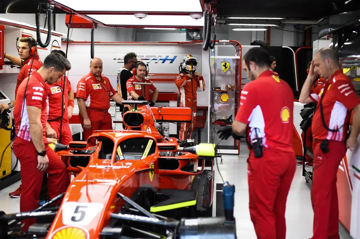 F1, GP Singapore 2018: pole per Hamilton. Terzo Vettel (28)