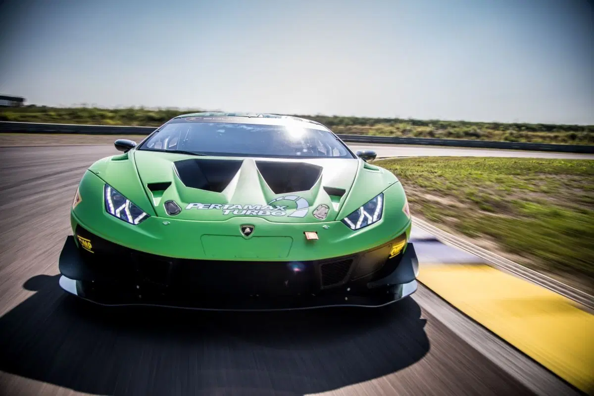 Lamborghini Huracán GT3 EVO, il Toro da pista si rinnova (16)