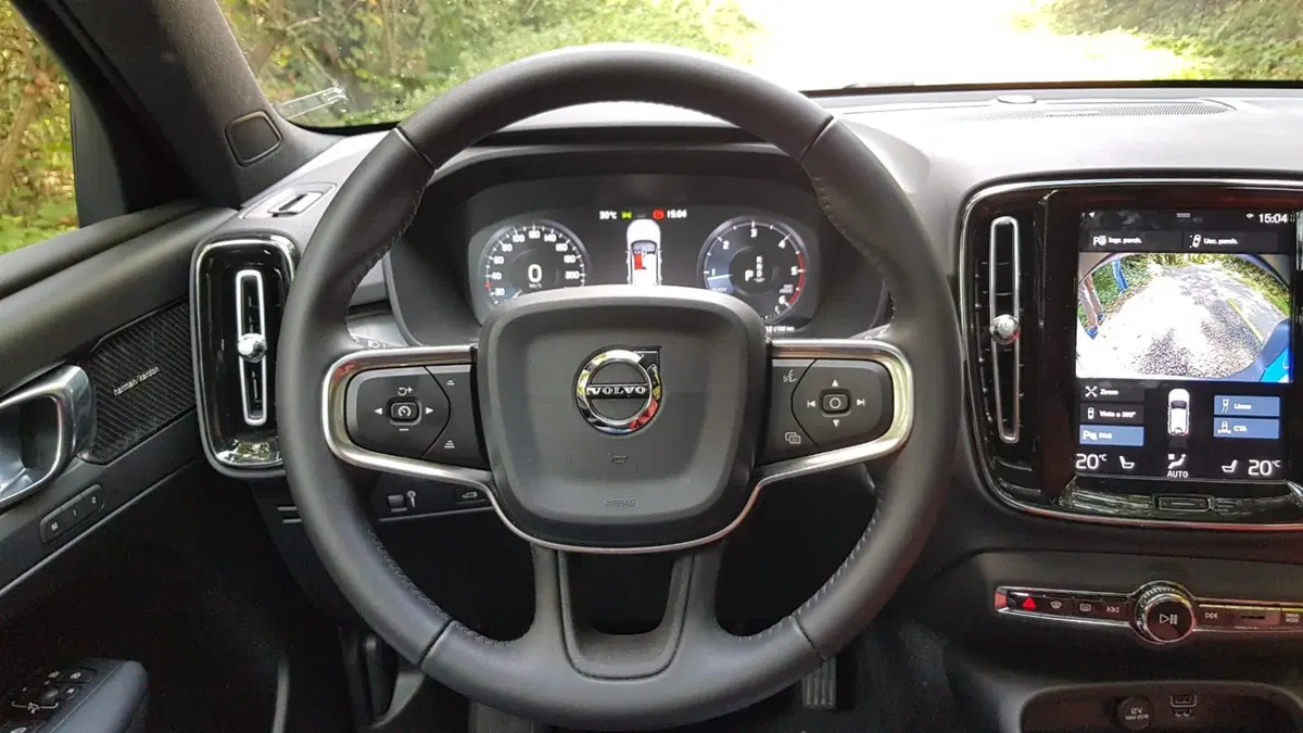 Volvo XC40 | Piccola ma grande, tecnologica e affascinante (3)