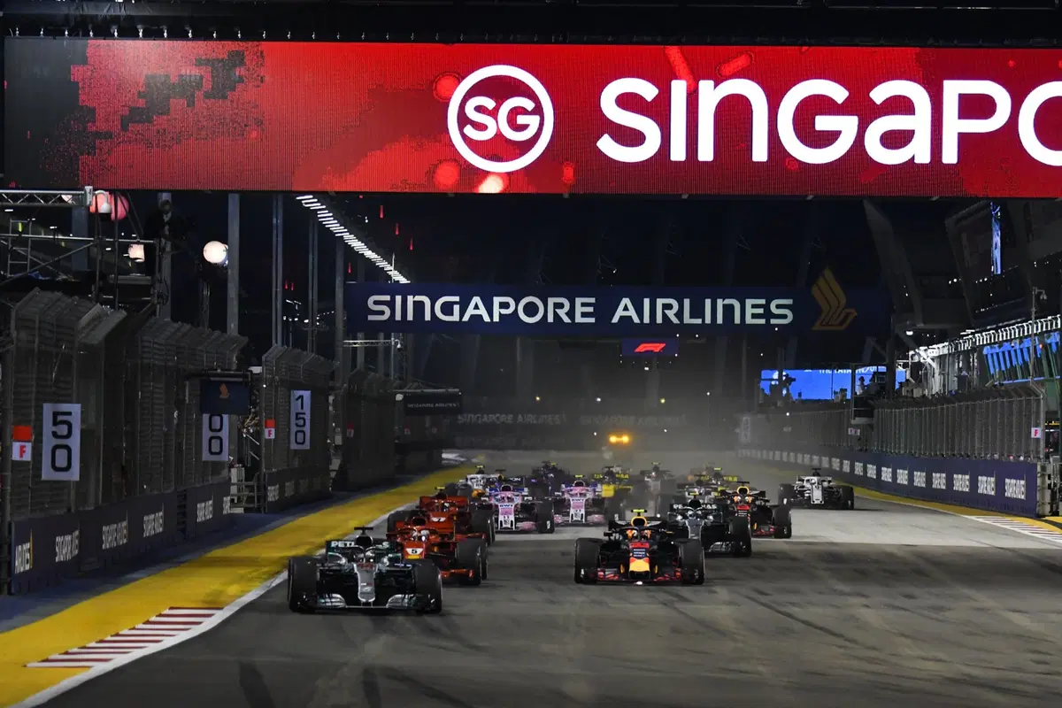 F1, GP Singapore 2018: vince Hamilton. Terzo Vettel (17)