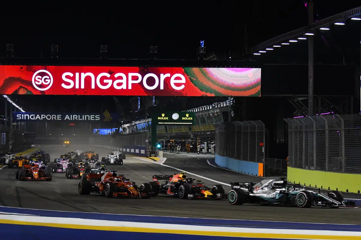 F1, GP Singapore 2018: vince Hamilton. Terzo Vettel (18)