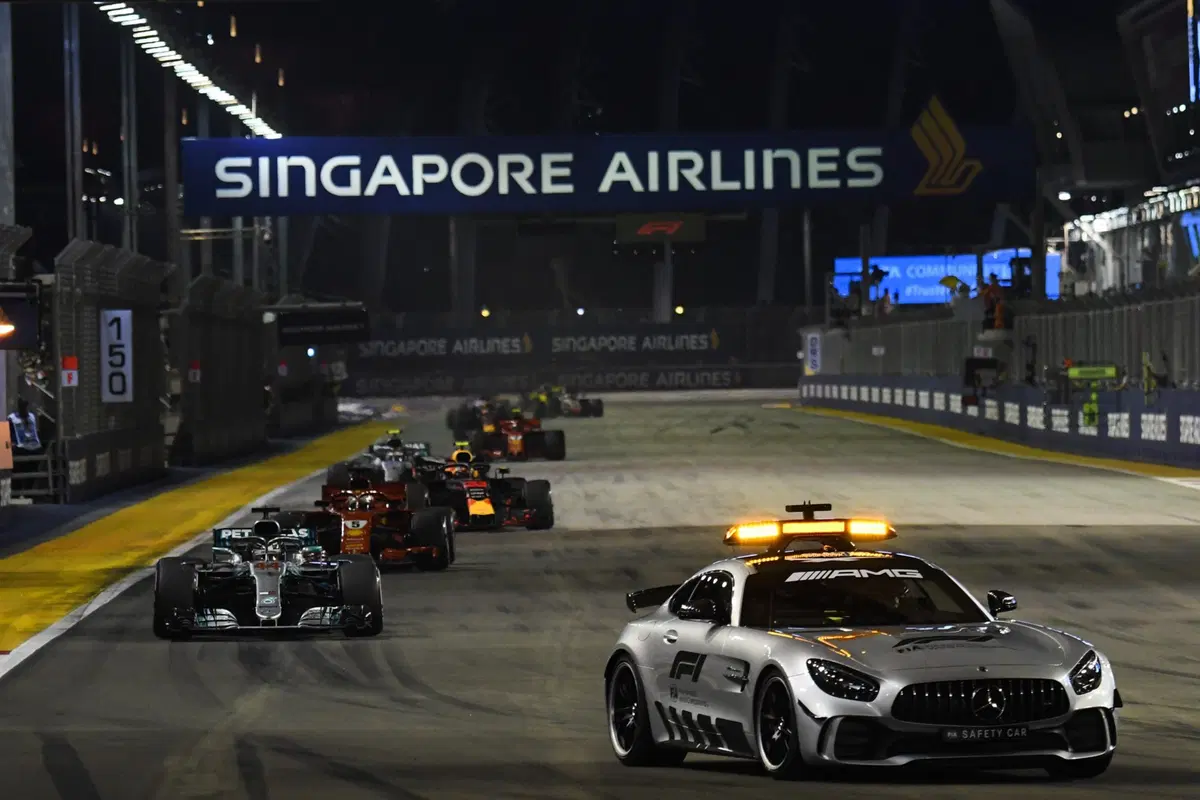 F1, GP Singapore 2018: vince Hamilton. Terzo Vettel (21)