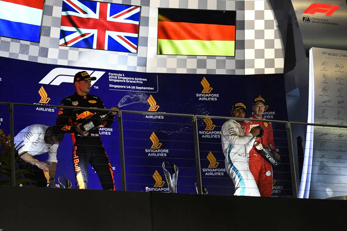 F1, GP Singapore 2018: vince Hamilton. Terzo Vettel (37)