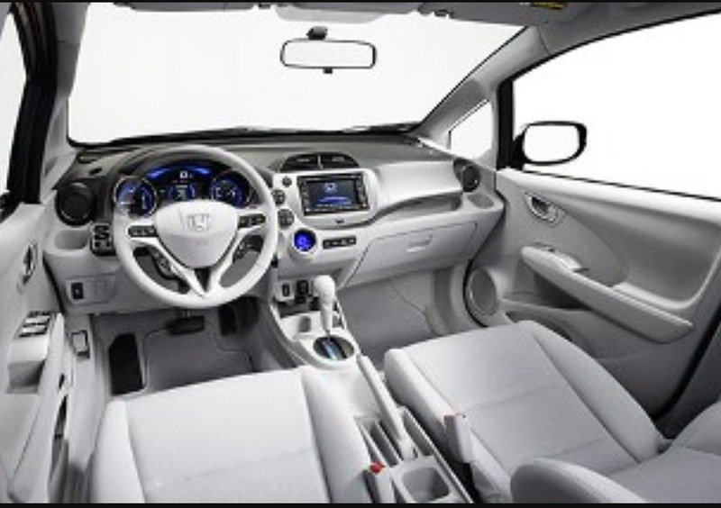 Honda Insight (2009-13) (3)