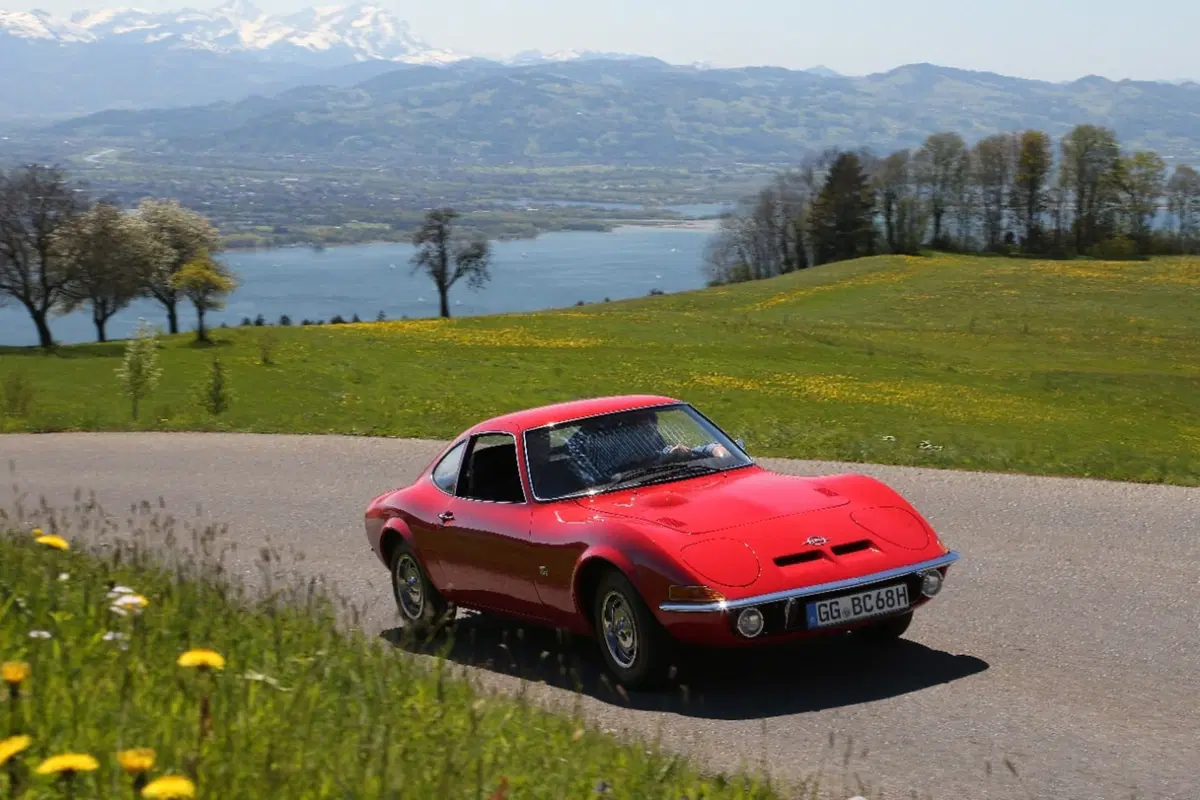 Opel GT, 50 anni fa nasceva la coupé “democratica” (11)