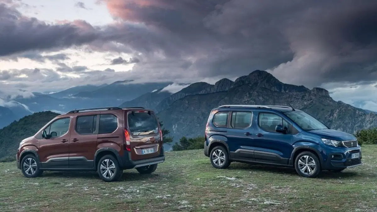 Peugeot Rifter 2018 1.5 L diesel 130 CV. Campione di spazio (11)