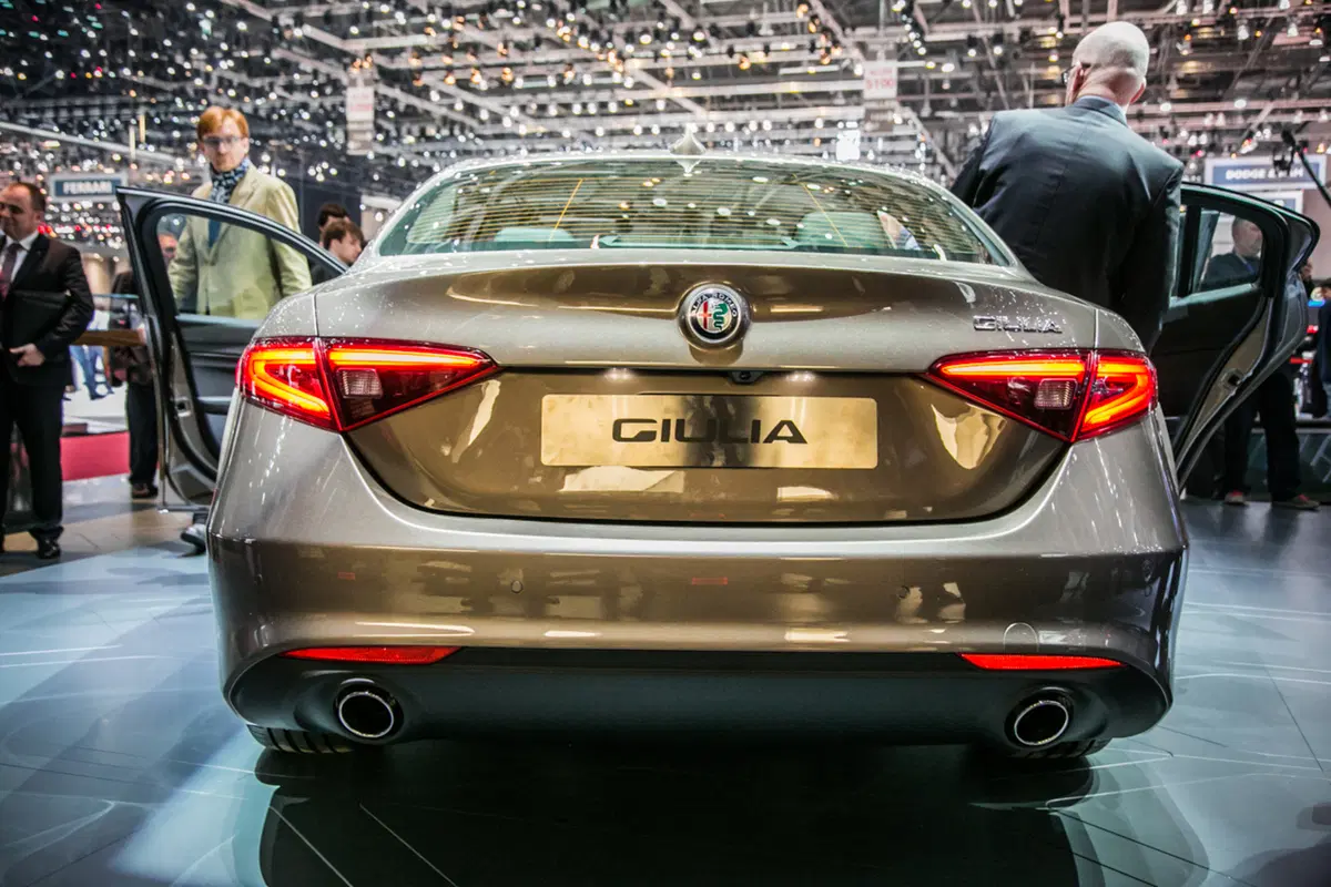 Alfa Romeo al Salone di Ginevra 2016 (9)