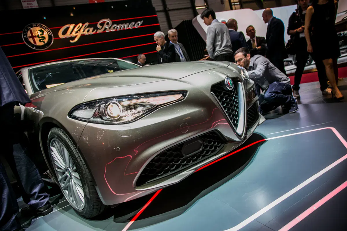 Alfa Romeo al Salone di Ginevra 2016 (20)