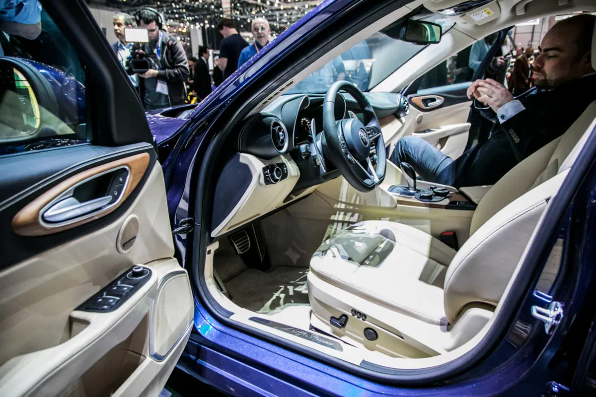 Alfa Romeo al Salone di Ginevra 2016 (23)