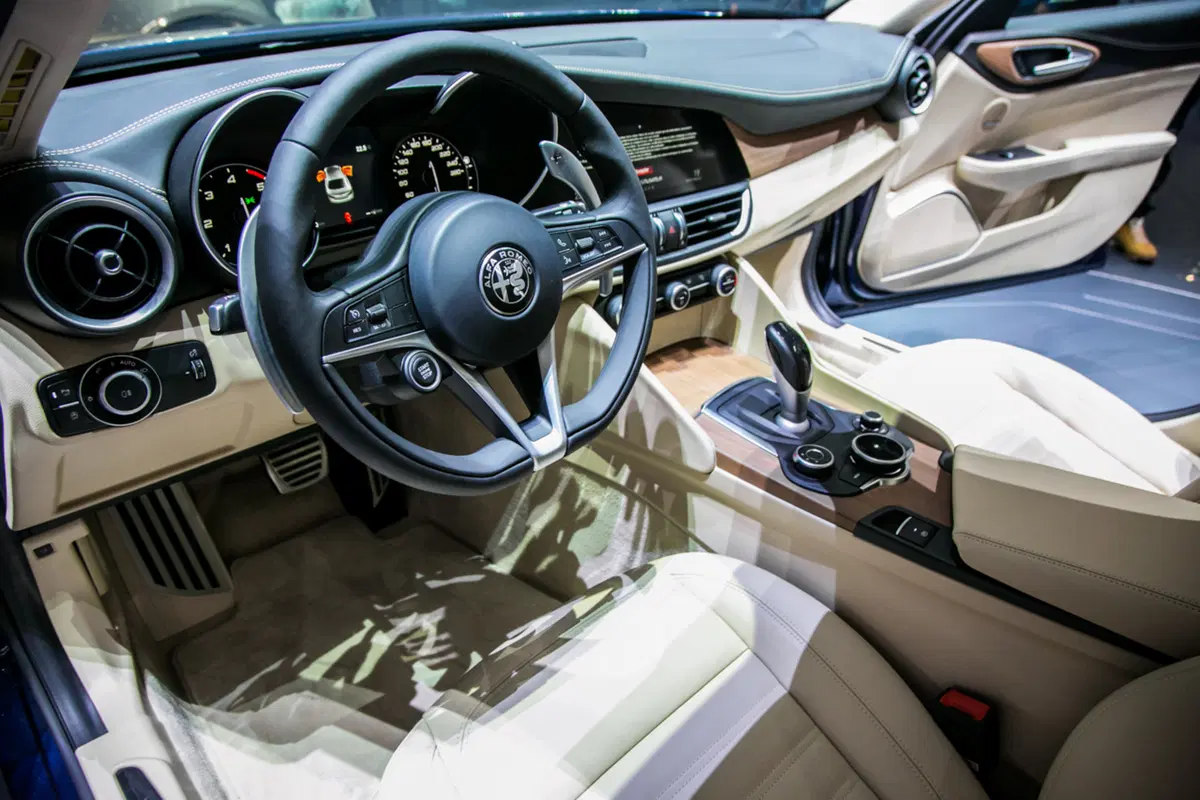 Alfa Romeo al Salone di Ginevra 2016 (25)