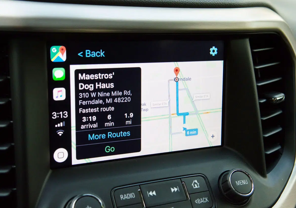 Google Maps arriva su Apple CarPlay