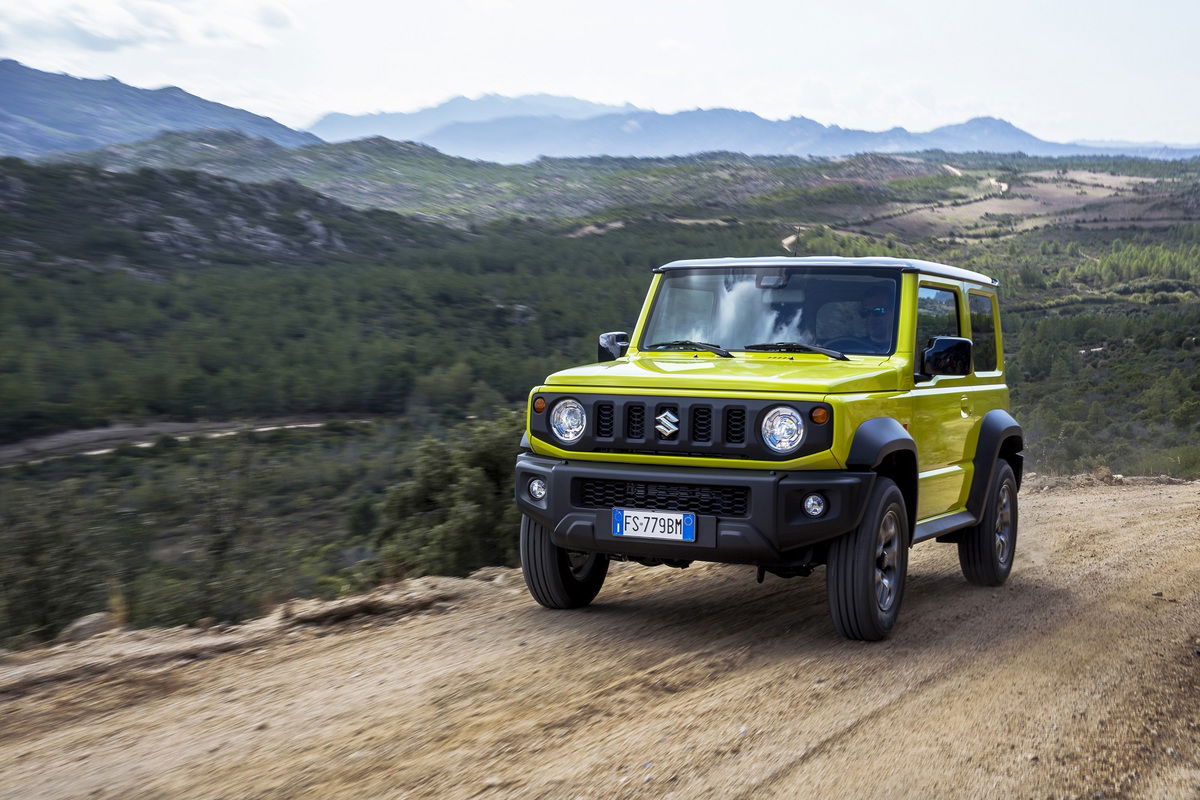Suzuki Jimny 2018. Inarrestabile omaggio al passato [Video] - Prove