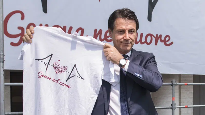 Conte: &laquo;Autostrade fuori dalla ricostruzione del Ponte Morandi&raquo;