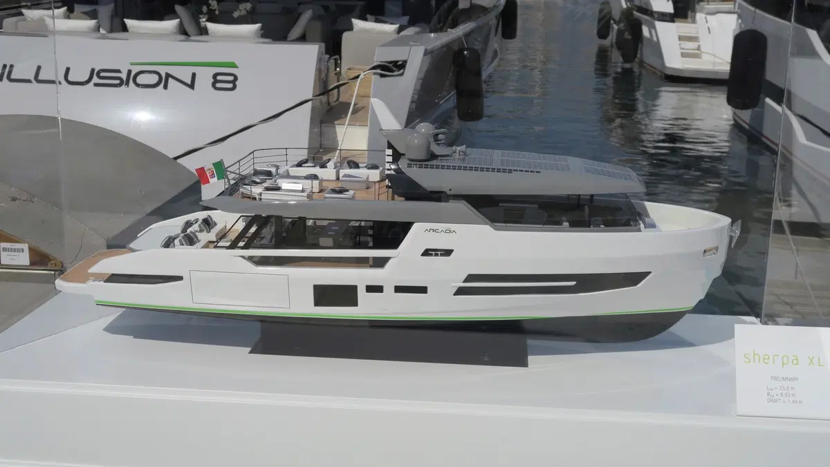 Cannes Yachting Festival 2018, tra barche ed automobili
