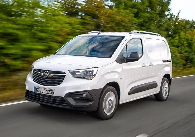 Opel Combo Furgone (9)