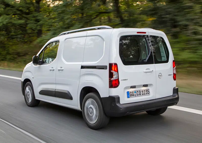 Opel Combo Furgone (10)