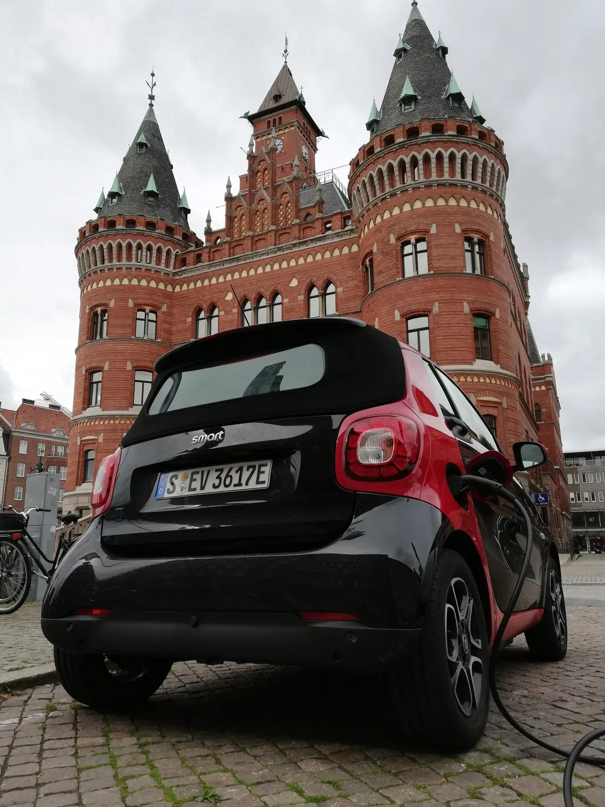 Smart ForTwo EQ, il futuro dell’elettrico parte dal Nord Europa [Video]