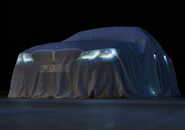 BMW Serie 3, i teaser in attesa di Parigi