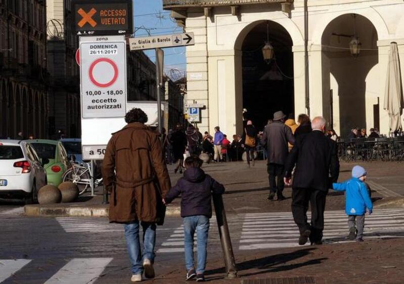 Torino, ZTL fino alle 19.30: la proposta del Comune