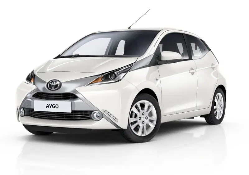 Toyota Aygo x-pure, la Aygo in abito bianco 