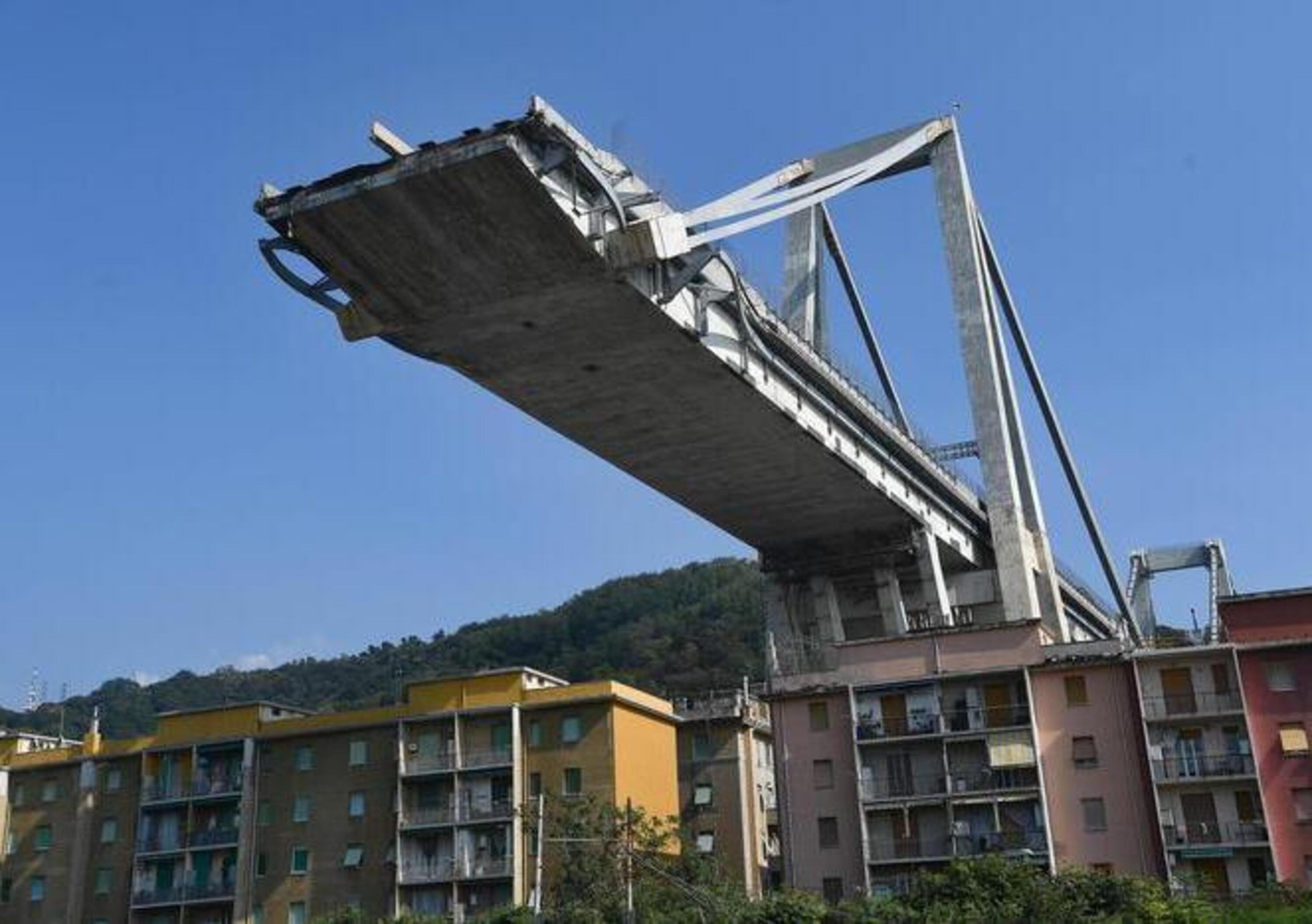 Ricostruzione Ponte Morandi: il decreto taglia fuori Autostrade