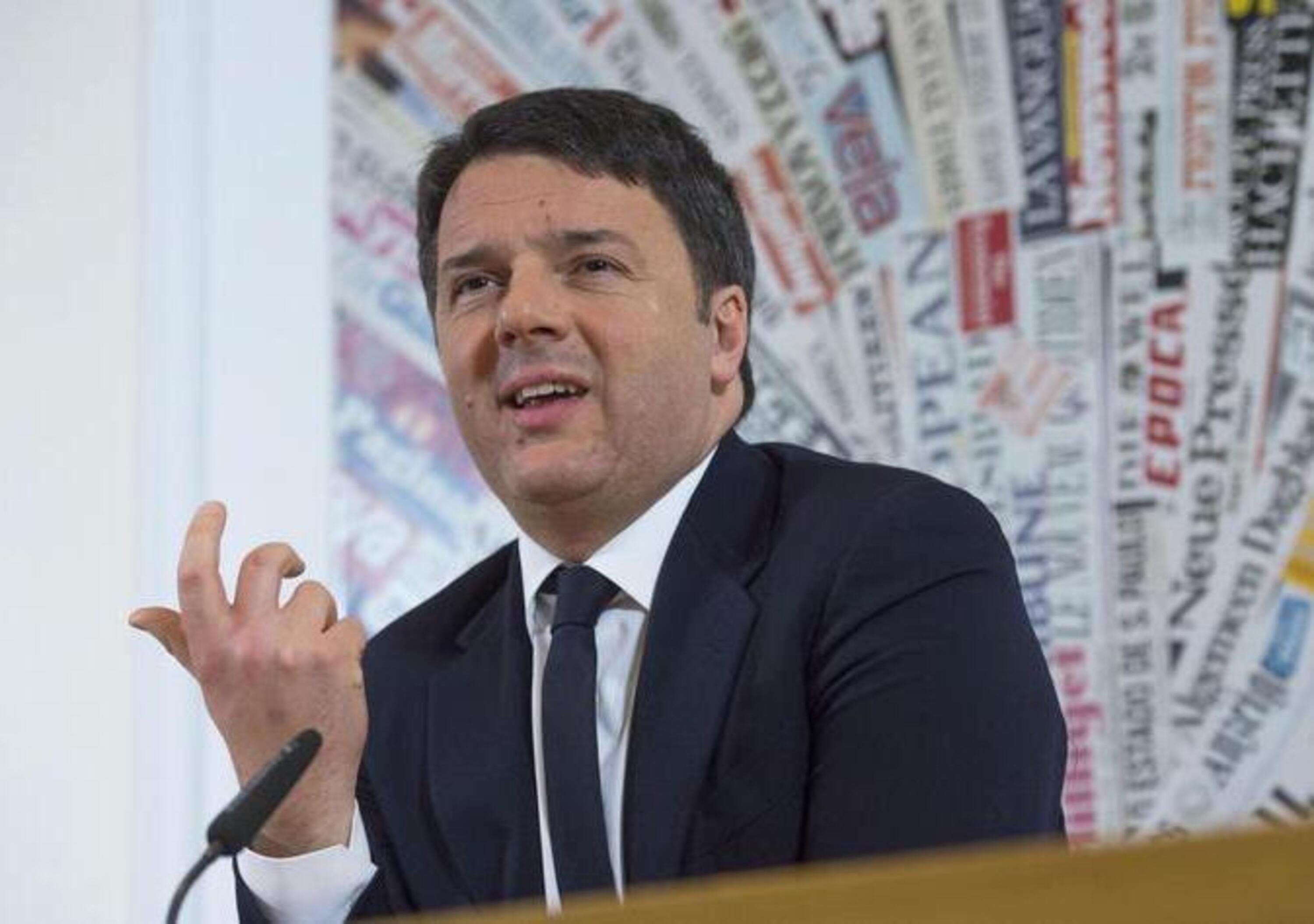 Renzi: &laquo;SA-RC simbolo dell&#039;Italia che non va&raquo;