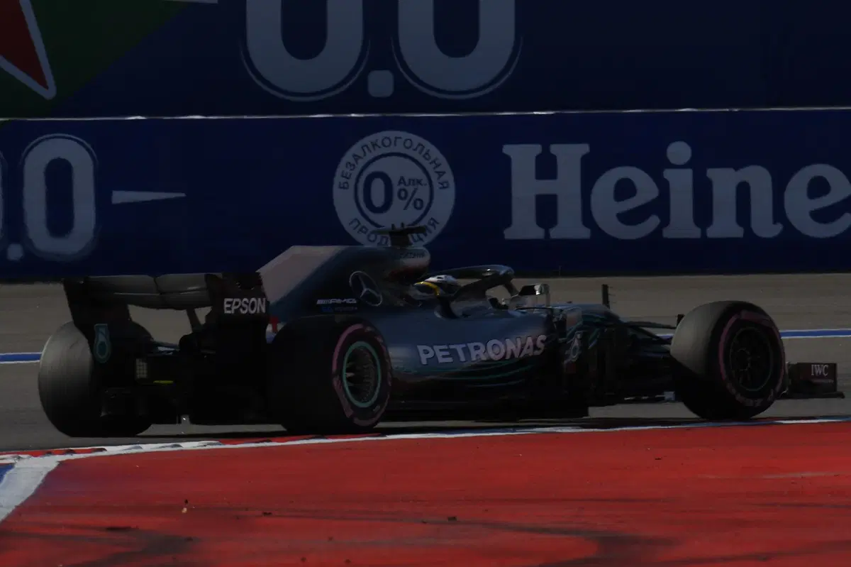 F1, GP Russia 2018: pole per Bottas. Terzo Vettel (8)
